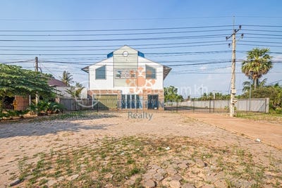 /international/kh/kandaek-prasat-bakong-siem-reap-360107145781/