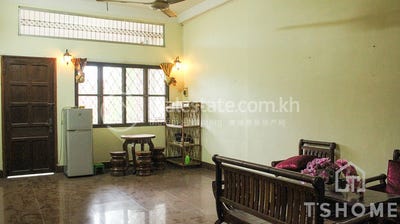 /international/kh/chakto-mukh-daun-penh-phnom-penh-360107121696/