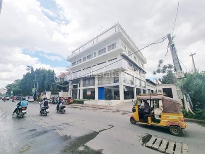 /international/kh/tonle-bassac-chamkarmon-phnom-penh-360107108758/