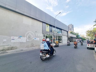 /international/kh/bkk-3-chamkarmon-phnom-penh-360107125489/