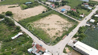 /international/kh/chrang-chamres-2-russey-keo-phnom-penh-360107103705/