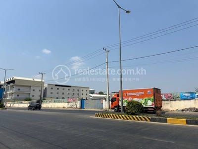 /international/kh/ou-baek-k-am-sen-sok-phnom-penh-360107445596/
