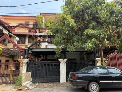 /international/kh/chroy-changvar-chroy-changvar-phnom-penh-360107495930/