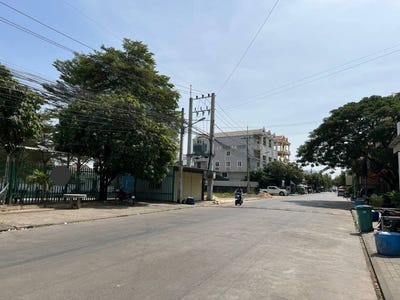 /international/kh/phnom-penh-thmey-sen-sok-phnom-penh-360107425497/