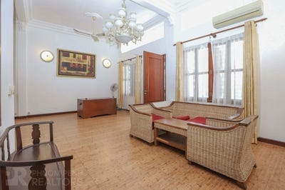 /international/kh/phsar-thmei-i-daun-penh-phnom-penh-360107114394/