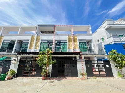 /international/kh/prey-sa-dangkao-phnom-penh-360107101584/