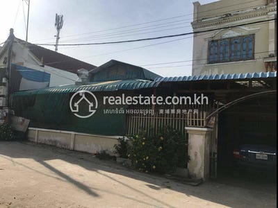 /international/kh/nirouth-chbar-ampov-phnom-penh-360107110834/