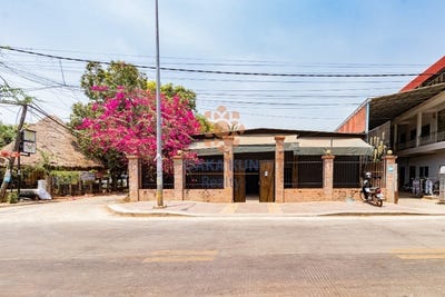 /international/kh/sala-kamraeuk-siem-reap-siem-reap-360107122406/