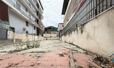 /international/kh/phsar-depou-iii-toul-kork-phnom-penh-360107130005/