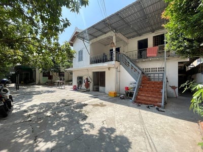 /international/kh/phsar-daeum-thkov-chamkarmon-phnom-penh-360107107195/
