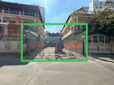 /international/kh/phsar-daeum-thkov-chamkarmon-phnom-penh-360107103160/