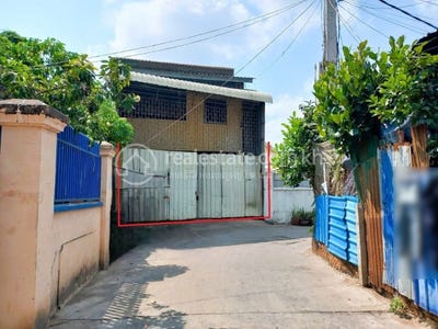 /international/kh/doeum-mean-ta-khmau-kandal-360107115188/
