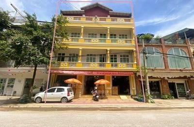 /international/kh/svay-por-battambang-battambang-360107099641/