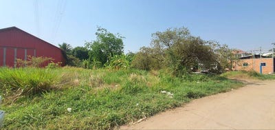 /international/kh/chak-angrae-leu-meanchey-phnom-penh-360107117044/