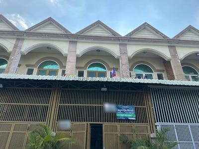 /international/kh/kouk-khleang-sen-sok-phnom-penh-360107769035/