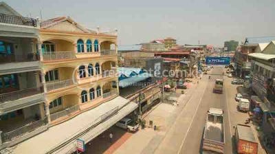 /international/kh/kampong-bay-kampot-kampot-360107106716/