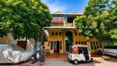 /international/kh/stueng-mean-chey-meanchey-phnom-penh-360108288876/