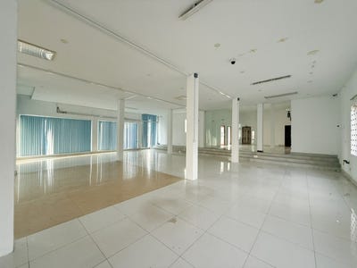 /international/kh/phnom-penh-thmey-sen-sok-phnom-penh-360107129421/