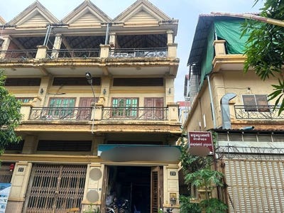 /international/kh/phnom-penh-thmey-sen-sok-phnom-penh-360107836383/