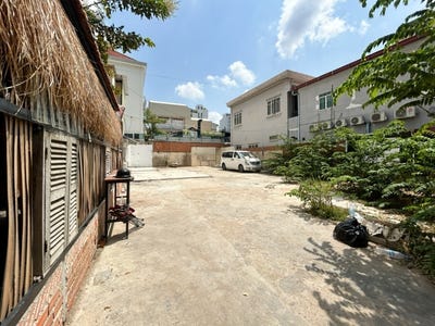 /international/kh/toul-tum-poung-2-chamkarmon-phnom-penh-360107129316/