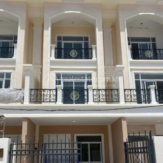 /international/kh/bak-kaeng-chroy-changvar-phnom-penh-360107102121/