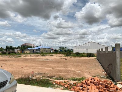 /international/kh/ponhea-pon-prek-pnov-phnom-penh-360107109478/