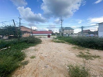 /international/kh/phnom-penh-thmey-sen-sok-phnom-penh-360107129557/