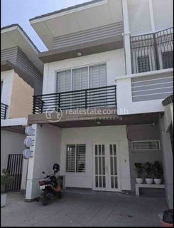 /international/kh/nirouth-chbar-ampov-phnom-penh-360107098590/