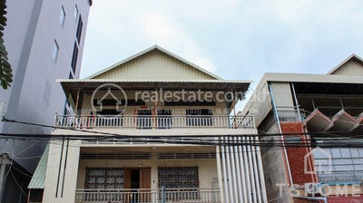 /international/kh/boeung-prolit-7-makara-phnom-penh-360107119333/