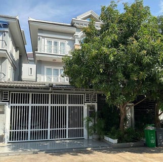 /international/kh/chrang-chamres-i-russey-keo-phnom-penh-360107472292/