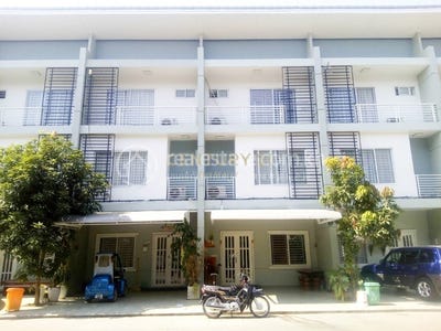 /international/kh/chrang-chamres-i-russey-keo-phnom-penh-360107139764/