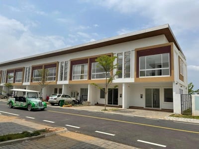 /international/kh/preaek-lieb-chroy-changvar-phnom-penh-360107127180/