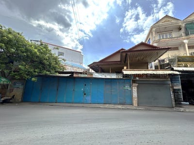 /international/kh/boeung-salang-toul-kork-phnom-penh-360107129429/