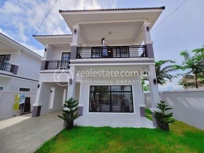 /international/kh/ou-char-battambang-battambang-360107117130/
