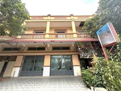 /international/kh/stueng-mean-chey-3-meanchey-phnom-penh-360107114586/
