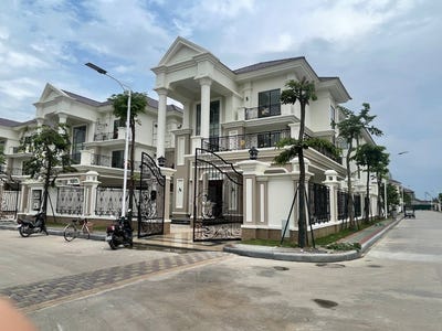 /international/kh/veal-sbov-chbar-ampov-phnom-penh-360108458404/