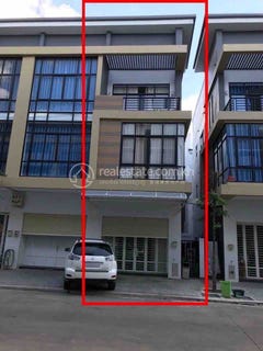 /international/kh/chbar-ampov-i-chbar-ampov-phnom-penh-360107116778/