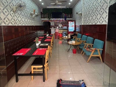 /international/kh/phsar-kandal-i-daun-penh-phnom-penh-360107646804/