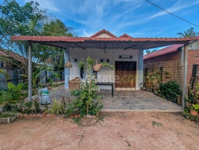 /international/kh/sala-kamraeuk-siem-reap-siem-reap-360108327066/
