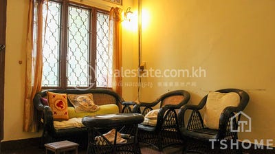 /international/kh/chakto-mukh-daun-penh-phnom-penh-360107120559/