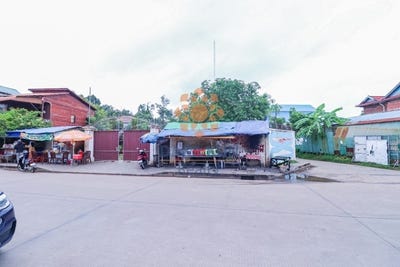 /international/kh/sala-kamraeuk-siem-reap-siem-reap-360107112194/