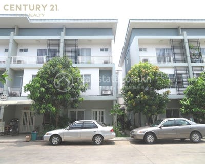 /international/kh/chrang-chamres-i-russey-keo-phnom-penh-360107146633/