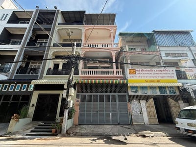 /international/kh/phsar-depou-ii-toul-kork-phnom-penh-360108404322/
