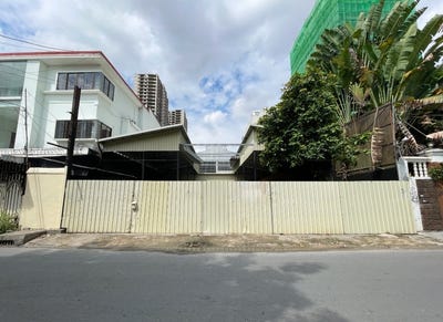 /international/kh/boeung-trabek-chamkarmon-phnom-penh-360107129853/