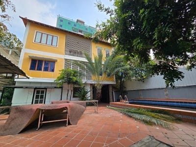 /international/kh/chakto-mukh-daun-penh-phnom-penh-360108309438/