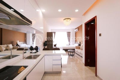 /international/kh/boeng-reang-daun-penh-phnom-penh-360107110368/