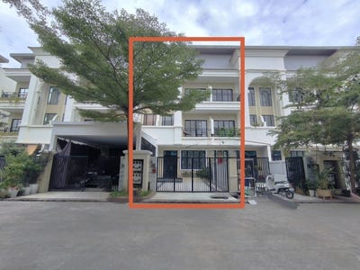 /international/kh/nirouth-chbar-ampov-phnom-penh-360107128863/