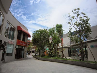 /international/kh/boeung-kak-1-toul-kork-phnom-penh-360107472316/