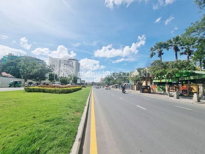 /international/kh/chakto-mukh-daun-penh-phnom-penh-360107109185/
