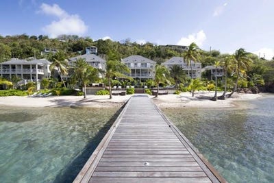 /international/ag/english-harbour-town-saint-paul-310100889399/